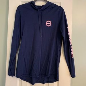 Long sleeve vineyard vines hoodie
